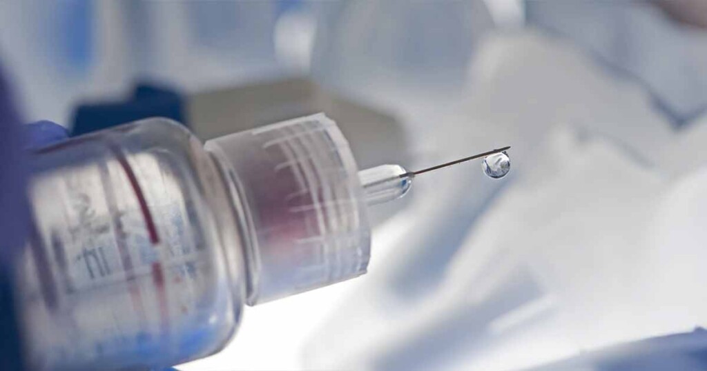 pharma-pharmazie-anwendungen-insulin-hero-by-shutterstock-markbz-OG-Images