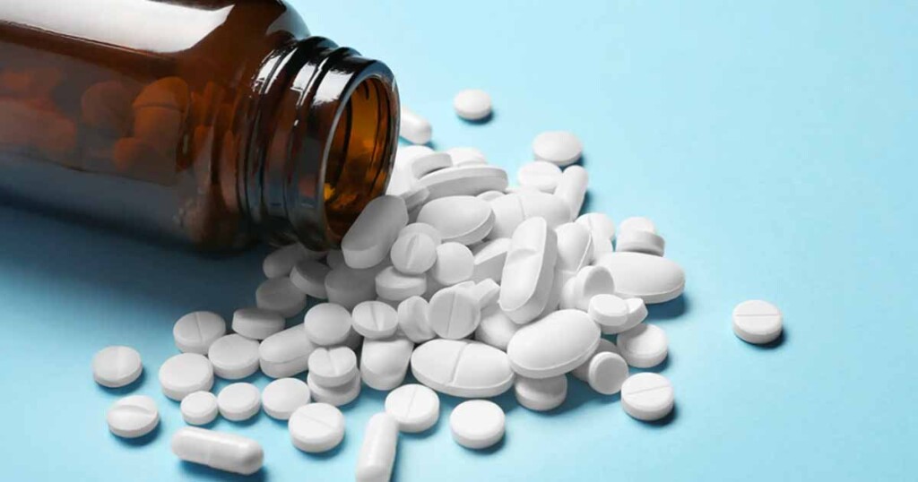 pharma-pharmazie-anwendungen-nassvermahlung-by-shutterstock-new-africa-OG-Images